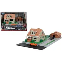 Jada Fast & Furious Torettos Hus/garage Med 2 Nano-fordonsfigurer