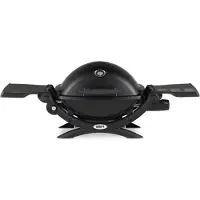 Weber Q 1200 — Bärbar gasgrill Svart, yta 43 x 32 cm, slang och tryckregulator ingår