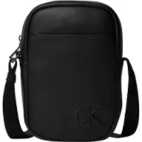 Calvin Klein Axelremsväska svart