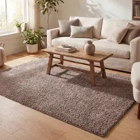 NATURL. Fluffig matta | Lofty taupe hos Volero | 140x200 cm | Polypropen | Enfärgad | Rektangulär | Hög lugg