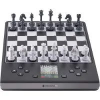Millennium Chess Genius Pro M815 Schackdator KI-funktioner, Magnetiska schackfigurer, Trycksensorkort, Färgdisplay med belysning