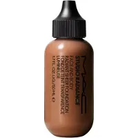 MAC Studio Radiance Face And Body Foundation W5 50 ml