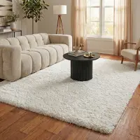 NATURL. Fluffig matta | Blaze vit hos Volero | 200x290 cm | Syntet | Enfärgad | Rektangulär | Hög lugg