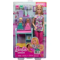 Barbie Doctor With Supplements Docka