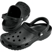 Crocs - Sandaler och flip-flops - Classic Black för Unisex - Storlek 42-43 - Svart