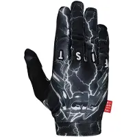 Fist Strapped Brady Baker Handskar