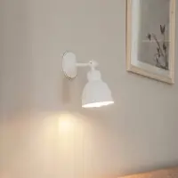 Euluna Vägglampa Emoti , dimbar, Vitt / opal, Vardagsrum / matsal, Metall, Industriell design, Vägglampa, vägglampa inomhus