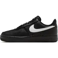 Nike Låg sneaker 'Air Force 1 '07 LV8 Tech' svart / vit