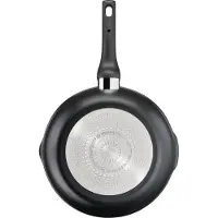Tefal Stekpanna - - Unlimited - 22cm - Non-stick - Kompatibel med alla värmekällor - Svart