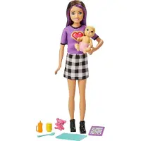 Barbie Skipper Babysitters Inc Docka & Tillbehörsset med Skipper i Rutigt Kjol, Baby Docka & 4 Temadelar