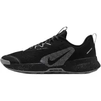 Nike Springsko 'Juniper 3' svart / vit