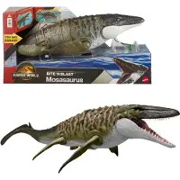 Mattel Mosasaurus ledad figur - - Jurassic World - Biting och spottande funktion - JJP80