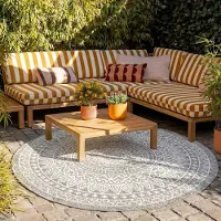 FRAAI Rund utomhusmatta | Summer Aztec ljusgrå hos Volero | Ø 120 cm | Polypropen | Aztec | Rund | Plattvävd