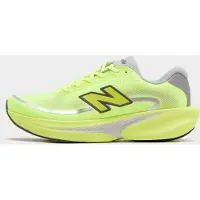 New Balance FreshFoam Ellipse Sneakers Green Silver SS26, Size 42 - EUR