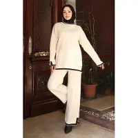 Turkishsouq Slits Detailed Stickade plagg Kostym Vit