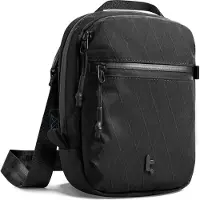Tomtoc Aviator-T37 resväska med axelrem X-Pac 1,3L (svart)
