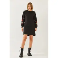 Bianco Broderad Crew Neck Mini Klänning