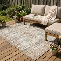 FRAAI Vintage utomhusmatta | Santo Flora ljusgrå hos Volero | 120x170 cm | Polyester | Blommig | Rektangulär |