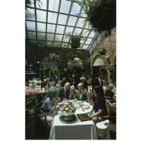 Slim Aarons Top Lunch