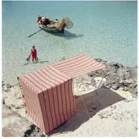 Slim Aarons Marietine Birnie, Blue Lagoon