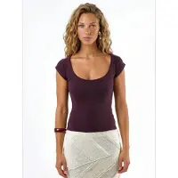 Busem Slim Fit Kassaribbad U-Hals Blus