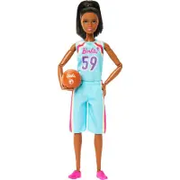 Mattel Karrirer Modedocka och tillbehr Gjorda fr att rra sig Brunett basketspelare som br avtagbar uniform med boll 22 bjbara leder