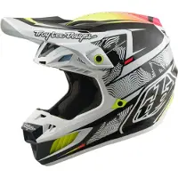 Troy Lee Designs Se5 Carbon Lined Up Offroadhjälm