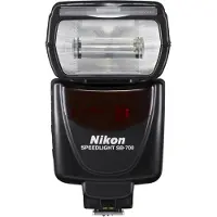 Nikon SB-700, 3,5 s, 360 g