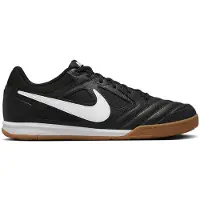 Nike Låg sneaker 'GATO' svart / vit