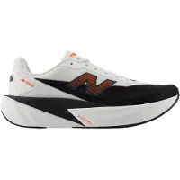 New Balance - Löparskor - Rebel V5 White för Unisex - Storlek 45 - Bordeaux