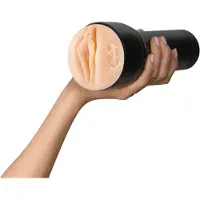 Kiiroo Kayley Gunner - masturbator - PowerBlow-kompatibel - naturfärg