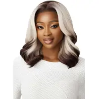 Outre Lace Front Peruk - Perfect Hair Line 13X4 - Malibu (JET BLACK 1)