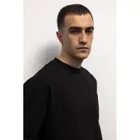 Giesto Komfort Fit Långärmad T-shirt med Rund Halsringning