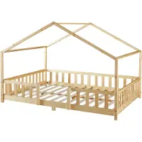 En.casa Juniorsäng Treviolo hussäng med sängskydd 200x120cm furu []
