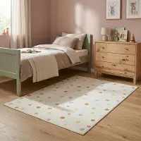 Little Olly Tvättbar barnmatta | Evi Confetti flerfärgad hos Volero | 120x170 cm | Polyester | Prickar | Rektangulär |