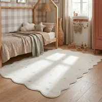 Little Olly Matta barnrum | Cloudy Dots vit hos Volero | 80x150 cm | Polyester | Prickar | Rektangulär | Låg lugg