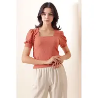Big Dart Slim fit fyrkantig krage blus