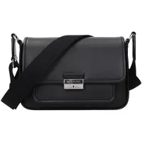Michael Kors Bradshaw Medium Pocket Messenger-väska