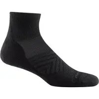 Darn Tough Men's Run Quarter Ultra-Lightweight with Cushion Black