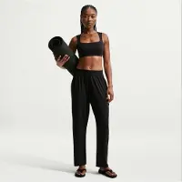 Nike Zenvy, storlek Medium