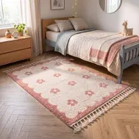 Little Olly Tvättbar barnmatta | Moos Flower rosa hos Volero | 80x150 cm | Återvunnen polyester | Blommig | Rektangulär | Låg lugg