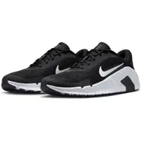 Nike Springsko 'Flex Train' svart / vit