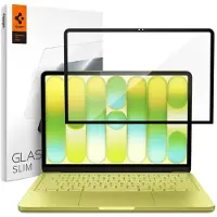 Spigen MacBook Neo 13 (2026) Glas.tR Slim FC skärmskydd i härdat glas 9H - Svart