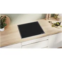 Bosch Serie | 4 PKN645BB2E - Keramisk häll - 4 kokplattor - Fördjupning - bredd: 56 cm - djup: 49 cm - med kanter i rostfritt stål - svart / rostfritt stål
