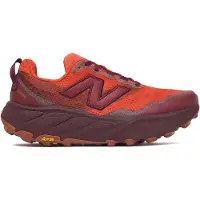 New Balance - Trailskor - Hierro V9 Neo Flame för Unisex - Storlek 41,5 - Röd