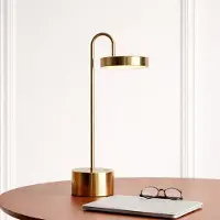 Dyberg Larsen Bordslampa , MOOVELIGHT, dimbara, Guld / mässing, Vardagsrum, Metall, Design