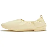 FitFlop X Pantone Delicato Ballerina Läder Kvinnors Rutabag Skor