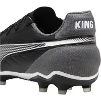 Puma Fotbollsskor för herrar, King Match, för fast underlag (svart/vit)