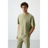 Tommy Life Herrstorlek T-shirt och byxor Set