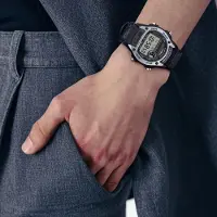 Casio G-SHOCK serie 50 meter vattentät, moderiktig, Kvarts, läderarmband, , samma stil för män och kvinnor, grå urtavla W220HF-8AV grå färg